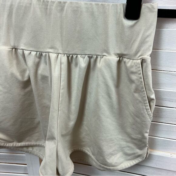 Varley Cream Romney Short Small - Picture 4 of 8